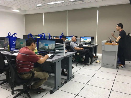 蘇州市吳中區圖書館老年讀者公益培訓活動第12期 愛老扶老，玩轉電腦和手機